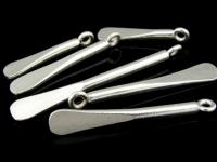 2KH-033 Thai karen hill tribes silver 7 paddle shaped charm