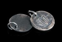 8KH-091 thai karen hil tribe handmade silver 2 black & white printed lotus disc charm 14.0 mm.