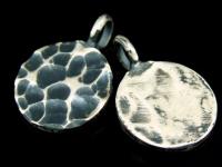 8KH-062 Thai karen hill handmade silver 2 black&white hammered round charm