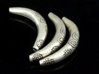 KS-015 Thai karen hill tribe handmade silver 1 flower print curved tube bead 