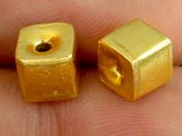 KG-103 24K gold vermeil Karen hill tribe handmade silver 2 small plain cube bead 