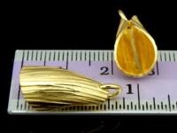 KG-422 24K gold vermeil Karen hill tribe handmade silver 2 scratch curve petal charm