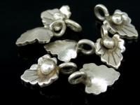 5KH-014 Thai karen hill tribe handmade silver 5 small flower charm