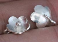 4KH-026 Thai karen hill tribe handmade silver 8 flower charm