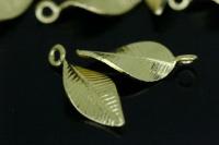 KG-598 Thai karen hill tribe silver 4 gold vermeil leaf twist charm