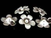 4KH-019 Thai karen hill tribe handmade silver 2 small wild flower charm