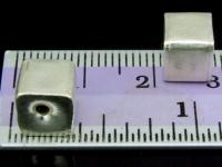 KV-022 Thai karen hill tribe handmade silver 2 plain cube bead 