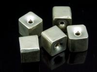 KV-022 Thai karen hill tribe handmade silver 2 plain cube bead 