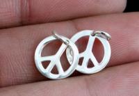 7KH-080 Thai karen hill tribe hanamade silver 4 shiny peace sign charm 10.0 mm