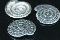 5KH-031 Thai karen hill tribe silver 1 spiral charm