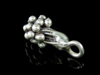 4KH-018 Thai karen hill tribe handmade silver 3 wild grape charm