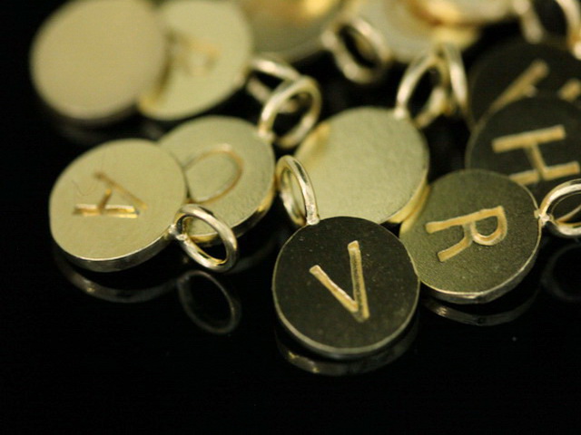 KG-628 Thai karen hill tribe silver 6 gold vermeil initial stamp round charm