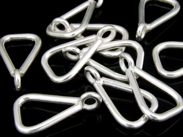 3KH-106 Thai karen hill tribe handmade silver 8 triangle bar charm